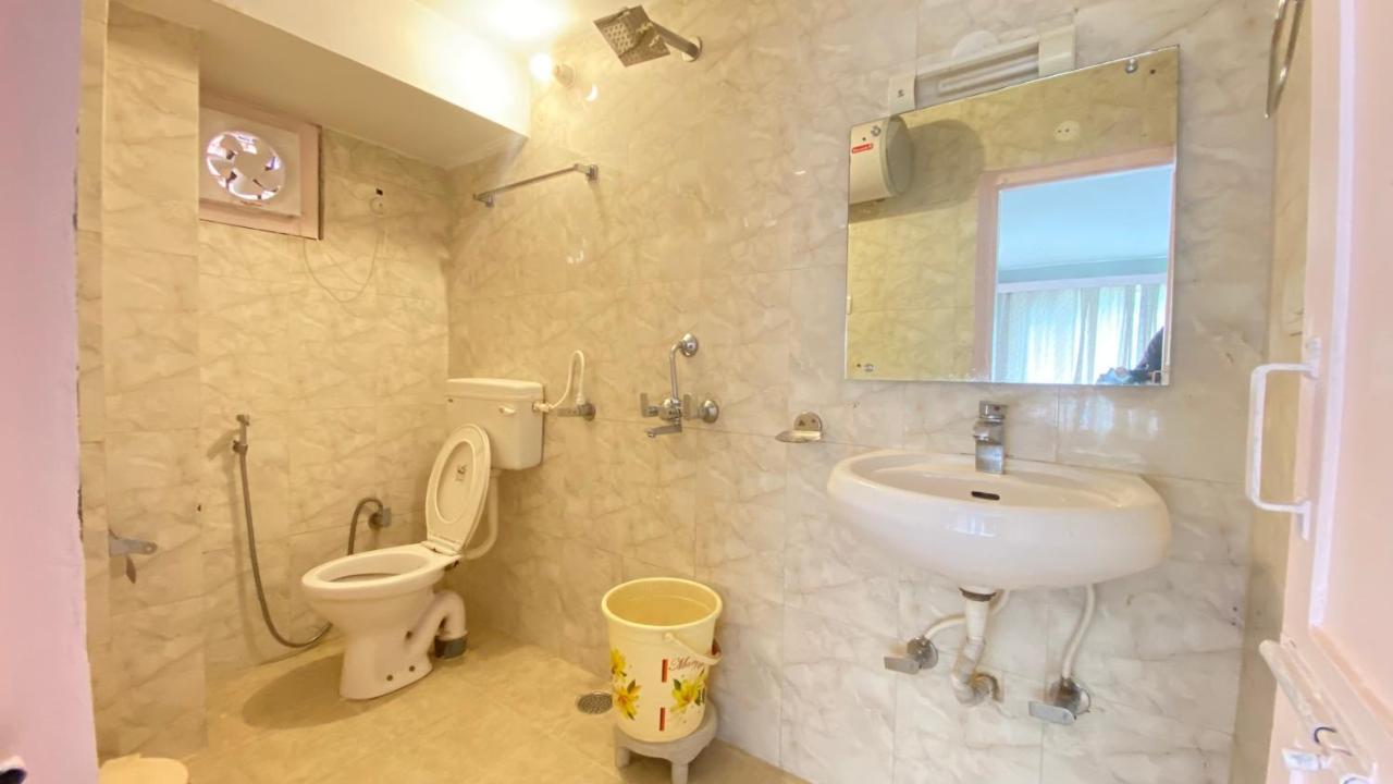 Hotel Meadows Manali Екстериор снимка