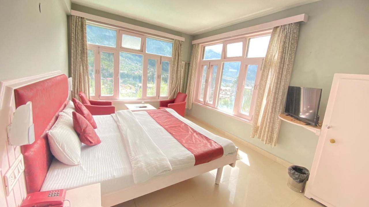 Hotel Meadows Manali Екстериор снимка