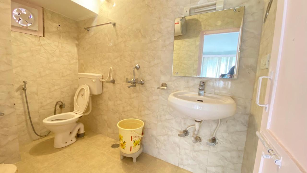 Hotel Meadows Manali Екстериор снимка