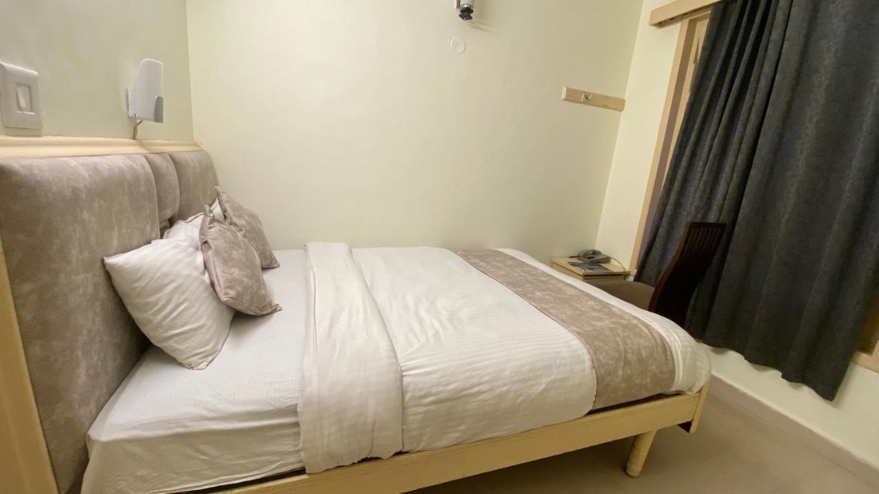 Hotel Meadows Manali Екстериор снимка